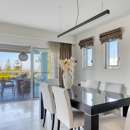 Alaya Villa *