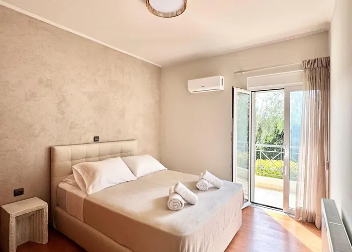 Alaya Villa Kos Town